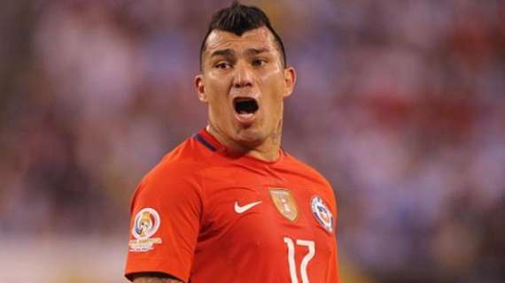 Cile, pari con la Russia. Gary Medel in campo 63'