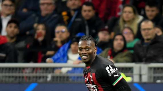 Leao: "Sarebbe bello giocare contro l'Inter. A Milano l'atmosfera sarebbe incredibile"