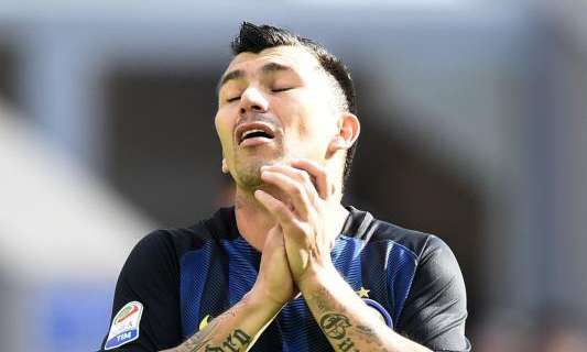 L'Inter conferma l'offerta per Medel dal Boca Jrs. Altre due proposte per lui