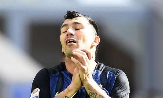 Medel: "Problema di testa. E' difficile, ma dobbiamo uscirne"