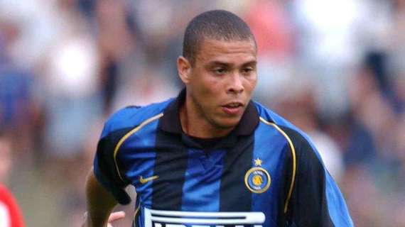 Gli auguri dell'Inter a Ronaldo: "Primo attaccante nella Hall of Fame"