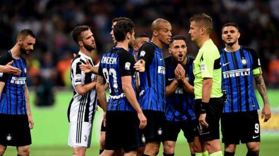 Inter-Juventus - Il Var bene sui gol, Orsato disastroso con i cartellini: il metro di giudizio è scellerato