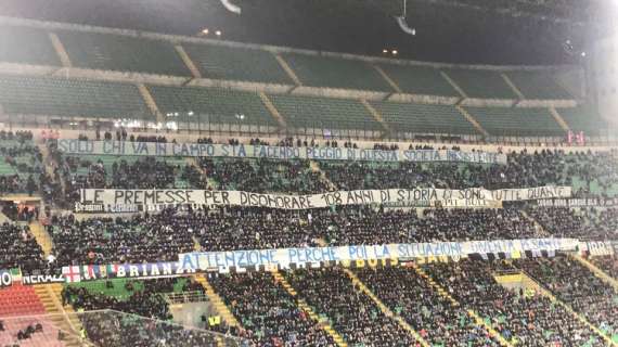 La Curva Nord si espone: "Solo chi va in campo sta facendo peggio di questa società inesistente"