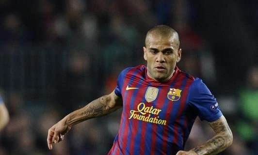 Mirror - Dani Alves, colpo di scena: rinnova col Barça?