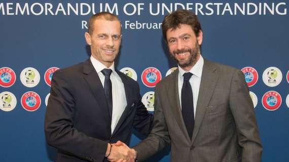 Agnelli: "Il calcio resiste a una minaccia mai sentita prima. Speriamo di rivedere presto i tifosi negli stadi"