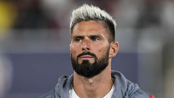 L'Équipe - Giroud, nulla di grave alla caviglia. Il milanista tornerà in Italia per recuperare al 100%