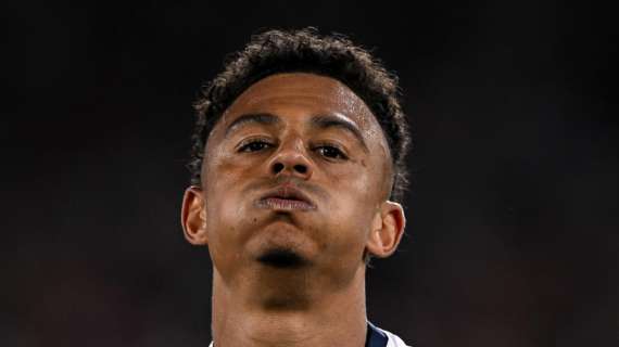 Ndoye toccato duro, out dopo 2 minuti in amichevole: apprensione per il Bologna (e il Napoli)