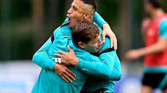CdS - Barella sta bene, ma Inzaghi potrebbe farlo rifiatare. Correa e Dumfries scalpitano
