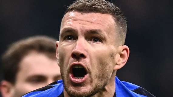 UFFICIALE - Dzeko, terza avventura in Italia: l'ex Inter ha firmato per la Fiorentina. I dettagli dell'accordo