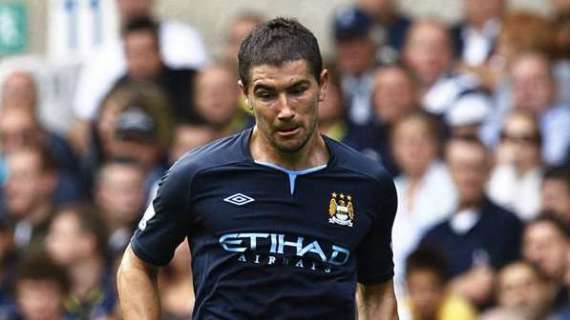 Affare Kolarov, ancora non si tratta con il Man City