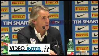 VIDEO - Mancini critico: "Quanti regali! Ci siamo vestiti da Babbo Natale"