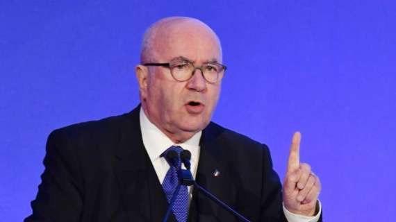 Tavecchio: "La Uefa ha chiesto di terminare i campionati. In Italia, come al solito, non si capisce il da farsi"