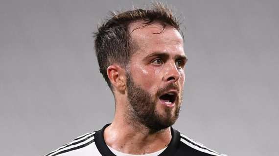 La provocazione di Pjanic: "Il mio derby d'Italia più bello resta quello del 2018. Domenica occhio a due interisti su tutti"