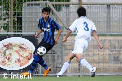 Luca Tremolada con la maglia dell&#039;Inter