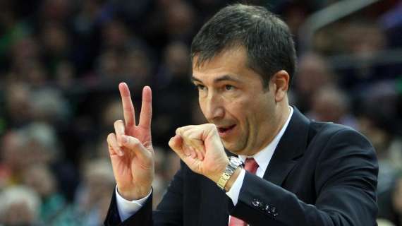 Olimpia Milano, il coach Banchi dà lezione con l'Inter