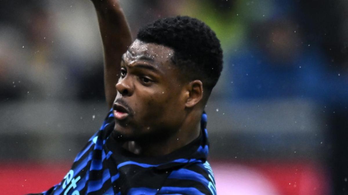 Dumfries ricorda i momenti salienti di novembre: tra questi, anche lo scontro 'galeotto' con Zaccagni