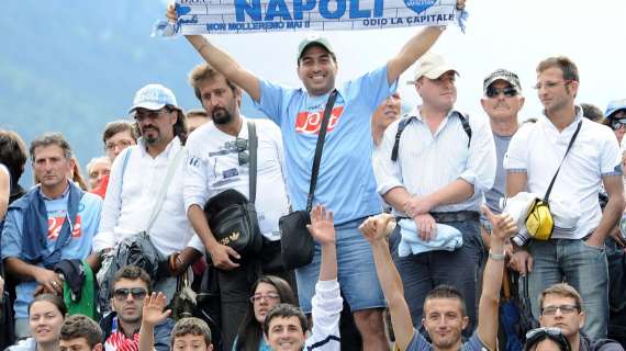 Serie A, il Napoli vince a Cesena con l'uomo in più