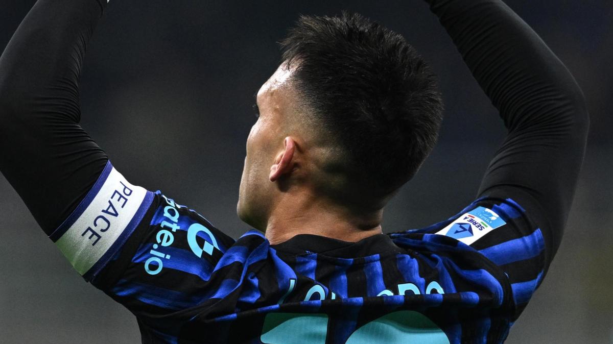 Lautaro esulta e porta il conto sui social: "164". C'è sempre Boninsegna nel mirino