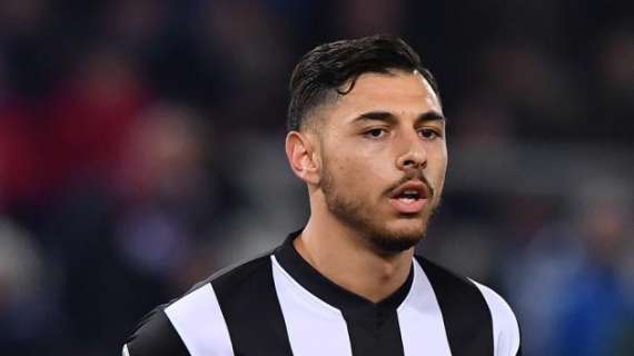 Udinese, Pezzella: "L'Inter ha un obiettivo, noi un altro. Giocheremo con il coltello tra i denti"