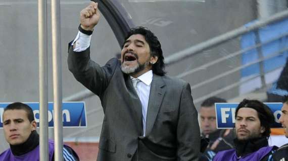 Maradona: c'è chi lo paragona a Mourinho