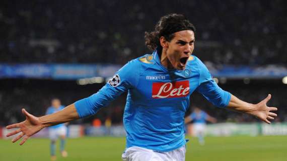 Cavani show, Napoli batte Lecce 4-2