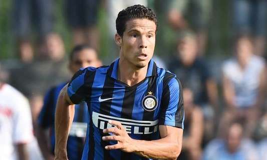 Hernanes in zona mista: "Penso che rimarrò all'Inter. Cosa porterebbe Felipe Melo? Ne parlerò se arriverà" 