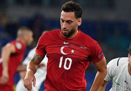 InterNazionali - Calhanoglu l'unico interista in campo in Turchia-Italia. Panchina per Barella e Bastoni