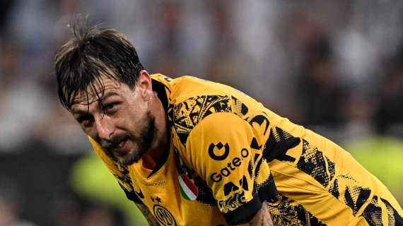 VIDEO - Acerbi, diverbio con un tifoso del PSG: "Preso per il c...o no, ti sfondo di botte"