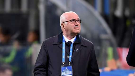 Tavecchio si difende: "Sono sempre stato bene. Con la Svezia non ho giocato io, ma qui funziona così"