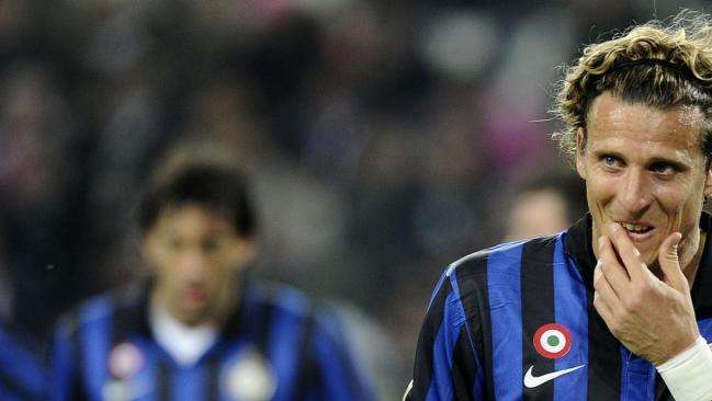Forlan: "Moratti crede in me, resto. Le difficoltà..."