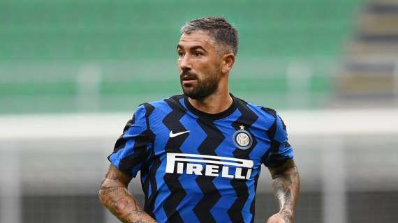 Diktat Inter a Kolarov: vietato dal club l'impiego nel match Serbia-Scozia. Il difensore è tornato a Milano