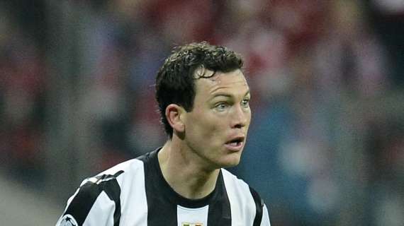 TS - Branca, sondaggio per Lichtsteiner. Il preferito...