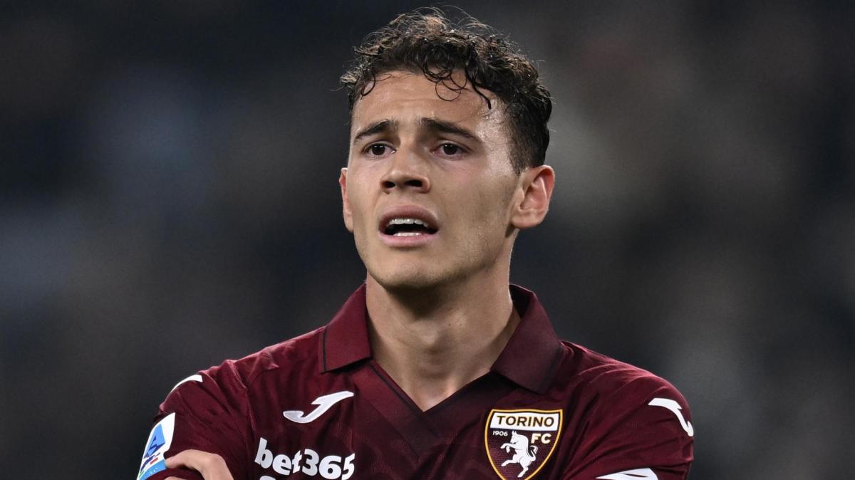 Asllani-Besiktas, ci siamo: accordo verbale, i turchi pagheranno l'ingaggio. Partenza prevista già per oggi