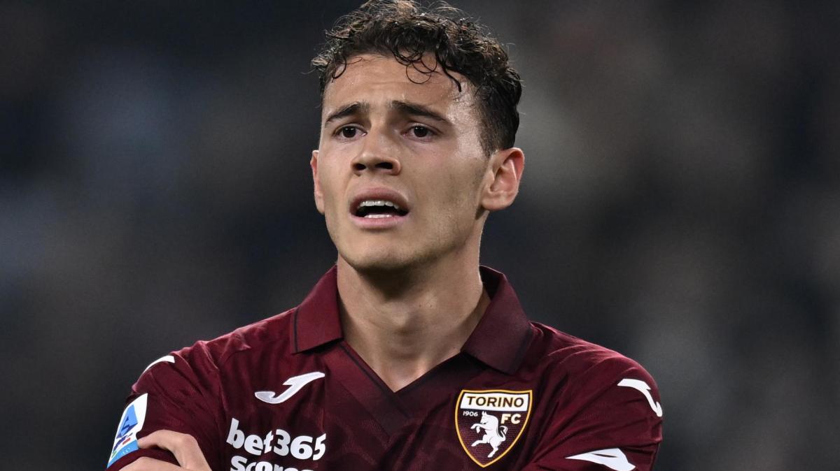 SM - Inter, sirene francesi per Asllani: richiesta di informazioni del Paris FC