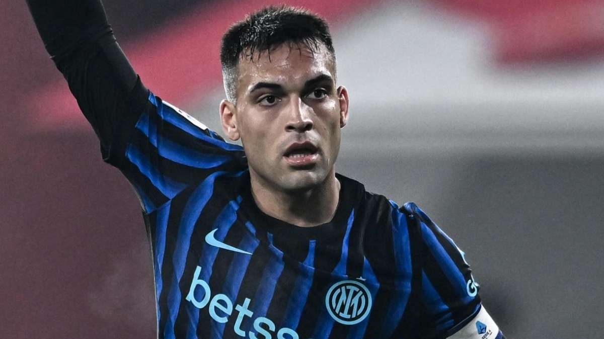 Sky - Si ferma Lautaro Martinez: possibile stop di un mese. C'è un obiettivo per il rientro 