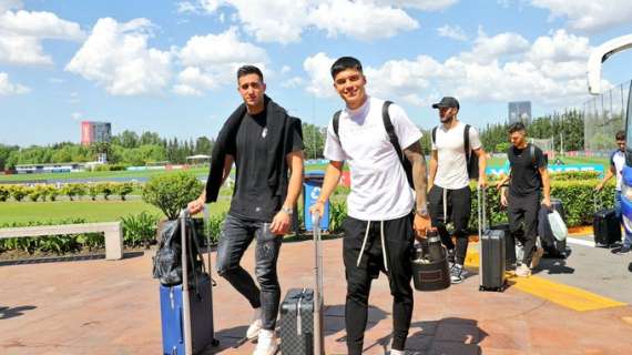 Lautaro e Correa arrivati in Argentina. Il Toro: "Siamo tornati a casa"