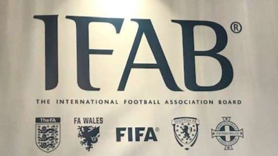 Times - IFAB, la regola dei cinque cambi pronta a diventare permanente