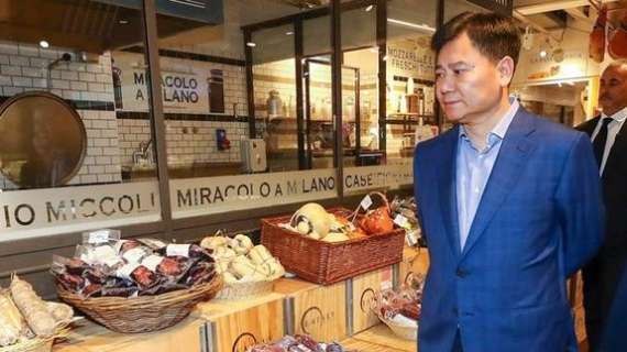 Jindong Zhang, caccia alle eccellenze italiane da importare in Cina: ieri la visita al supermercato Eataly