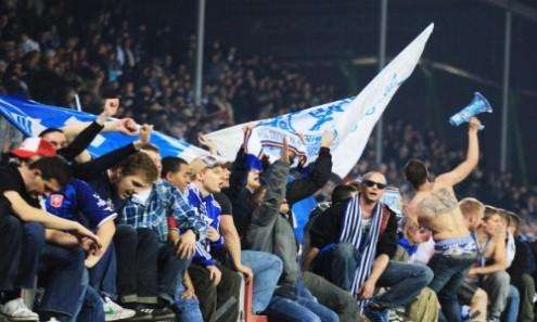 Disordini pre-match, arrestati 2 tifosi dello Schalke