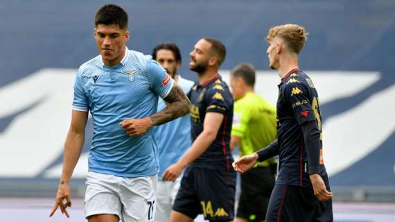 Lazio in formato Champions ma nel finale trema: 4-3 al Genoa e quarto posto a meno due punti