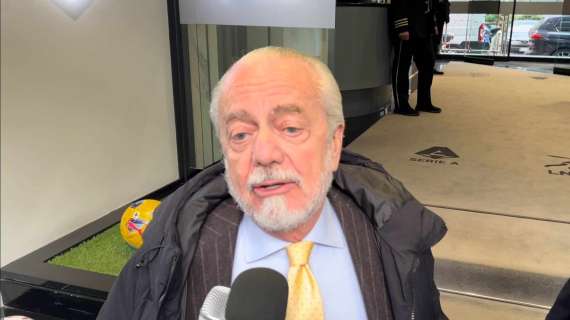 VIDEO - De Laurentiis spinge Zielinski all'Inter: "Col sorriso ho detto a Marotta 'non ti stai comportando bene'. L'agente..." 