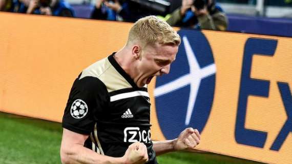 Champions League, tutti i risultati della serata: 4-3 tra Liverpool e Salisburgo, l'Ajax vince 3-0 a Valencia