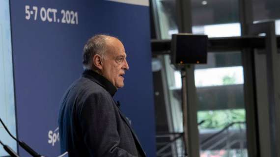 Calcio in crisi, Tebas: "I fondi sovrani inflazionano il mercato, non è giusto"