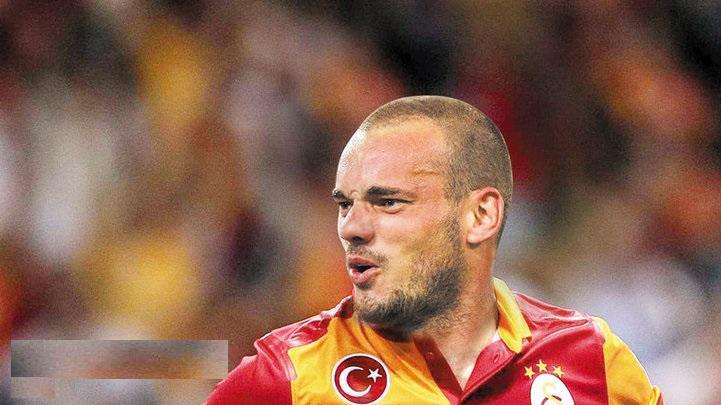 Sneijder: "Ho un debito col Gala. Ma con Mourinho..."