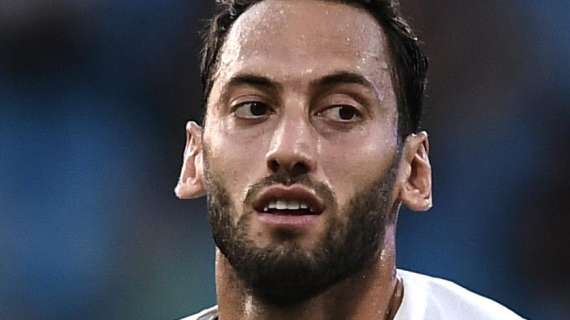 TS - Al-Ahli su Calhanoglu (se non arriva Verratti): la posizione dell'Inter e i timori per settembre