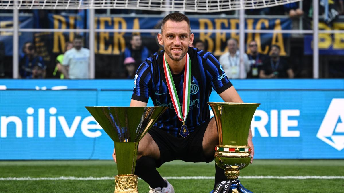 De Vrij, diverse opzioni sul tavolo. Anche la permanenza all'Inter