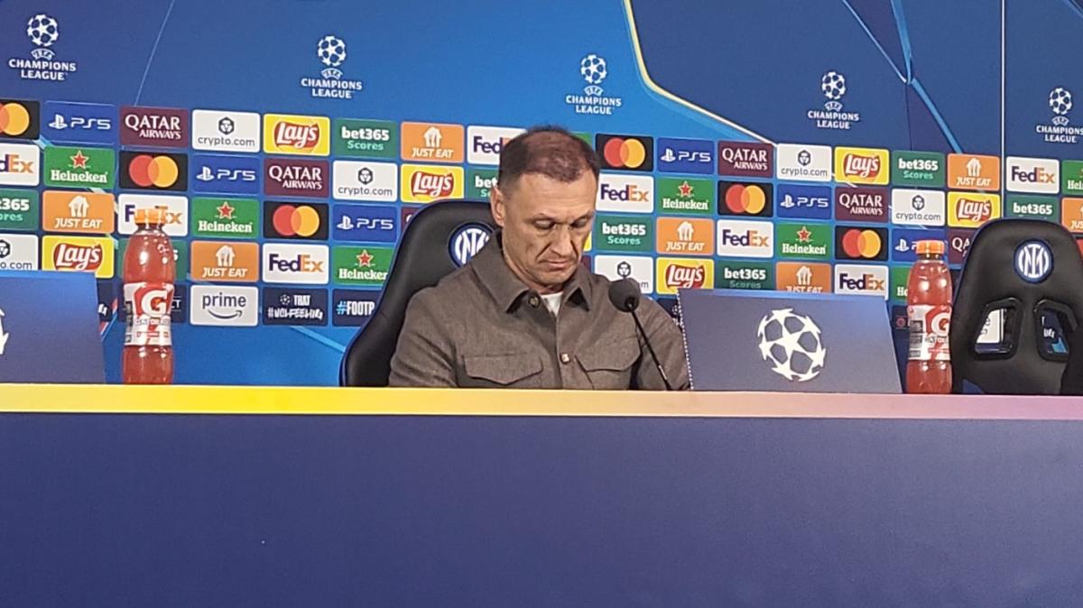 Kairat, Urazbakhtin in conferenza: "Con queste partite diventiamo più forti. Satpayev ha un potenziale enorme"