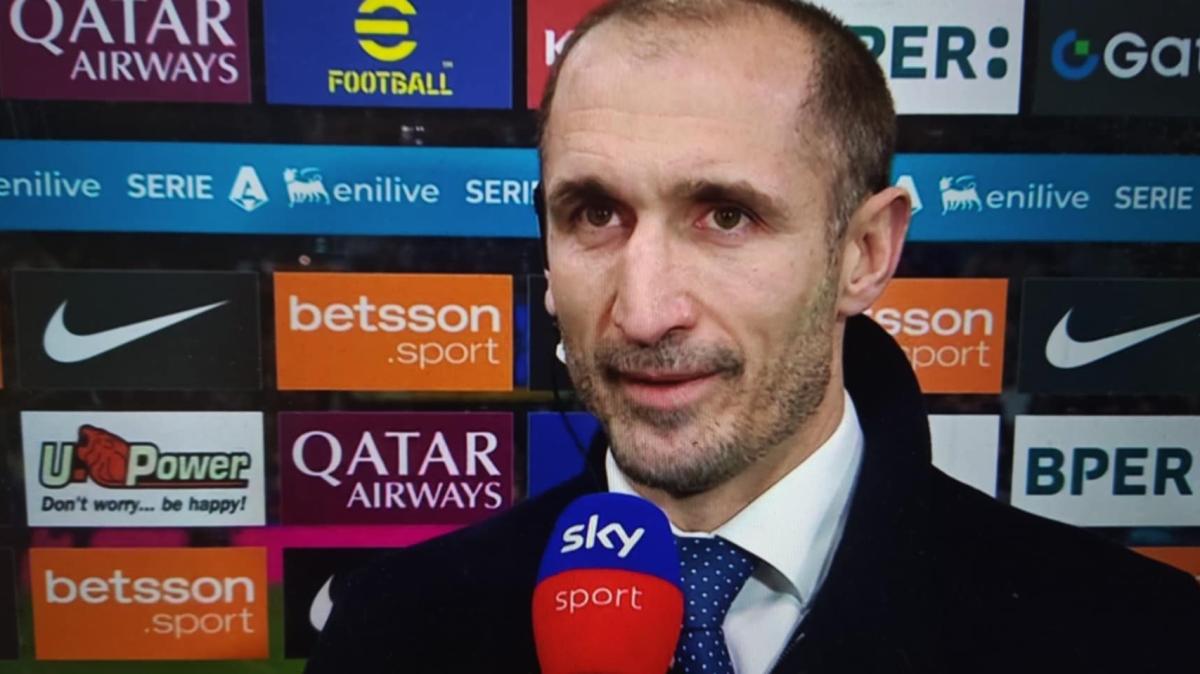 Juve, Chiellini a Sky: "Inter squadra più forte del campionato da qualche anno. Ce la giocheremo con le nostre armi"