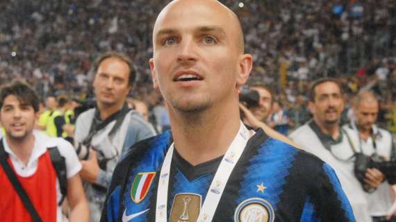 Cambiasso compie 44 anni, l'Inter ricorda: "Cuore, testa e 15 trofei in dieci anni nerazzurri. Auguri Cuchu"