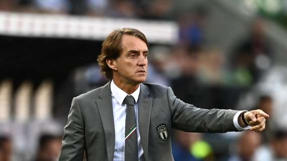 Sky - Italia-Inghilterra, Mancini valuta il 3-5-2: Bastoni e Barella verso una maglia da titolare